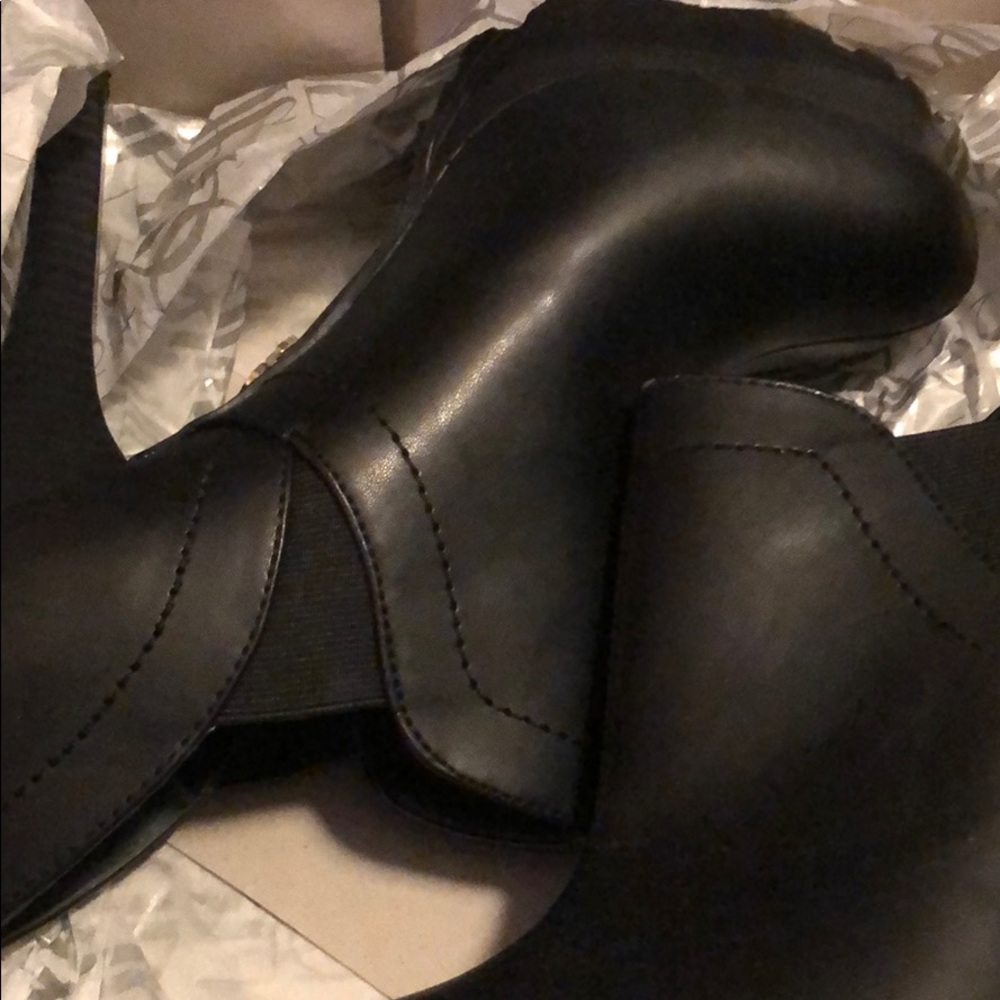 Shoe